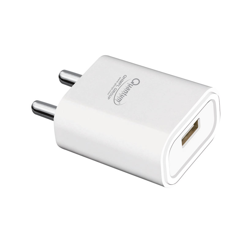 QWC24122-mobile-charger-01